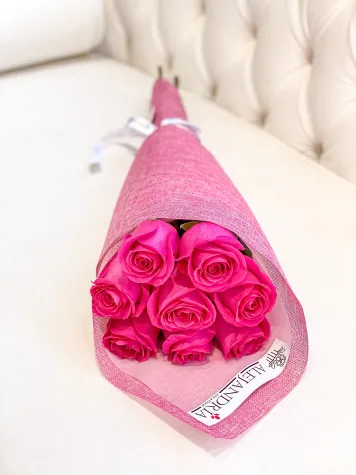 Ramo formato "Bouquet" 8 Pink Roses