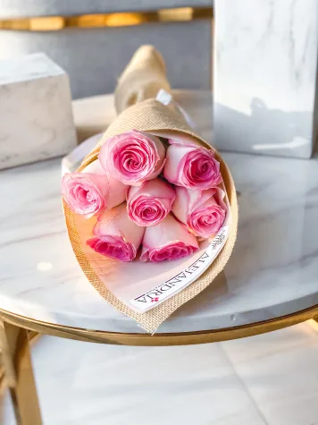 Ramo formato "Bouquet" 7 Pink Roses