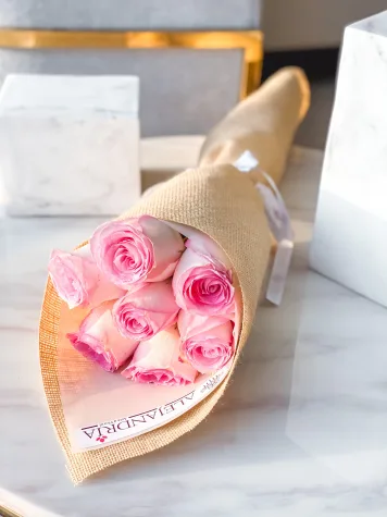 Ramo formato "Bouquet" 7 Pink Roses