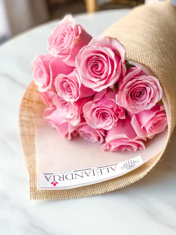 Ramo formato "Bouquet" 12 Pink Roses