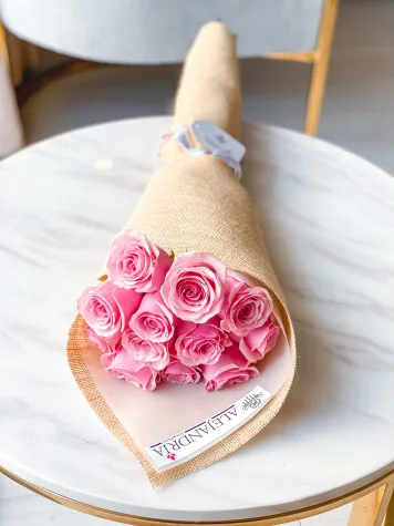 Ramo formato "Bouquet" 12 Pink Roses