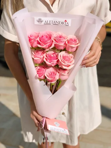 Ramo en papel "10 Pink Roses"