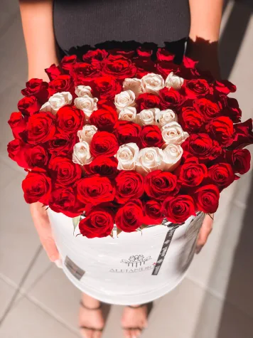 Imperial Red Roses FlowerBox